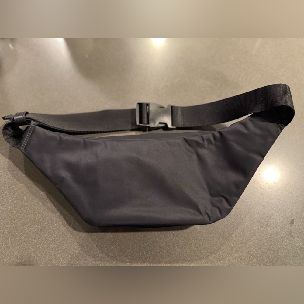 Tory Burch Belt Bag - Picture 5 of 5